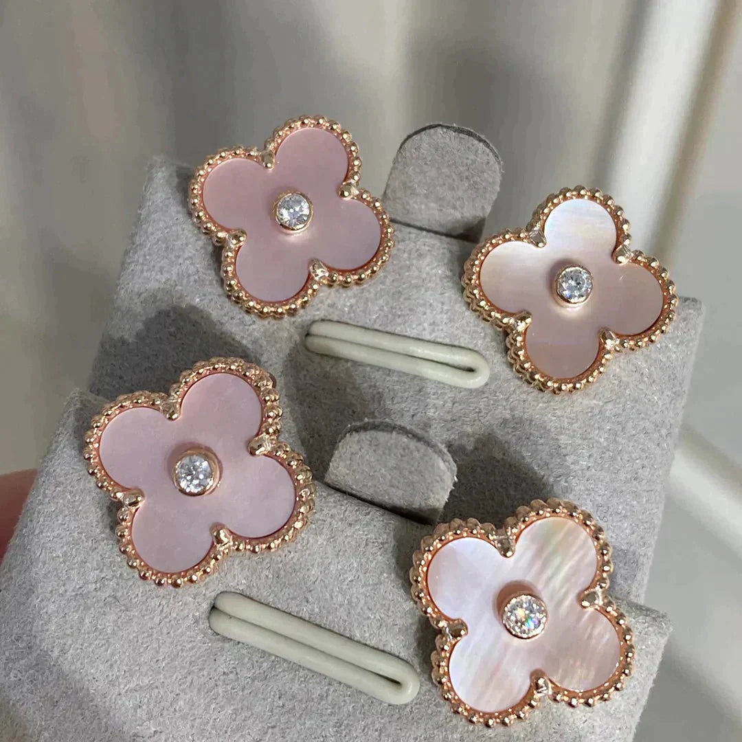 [LuckyStar]CLOVER MEDIUM 1 MOTIFS PINK MOP DIAMOND OHRRINGE