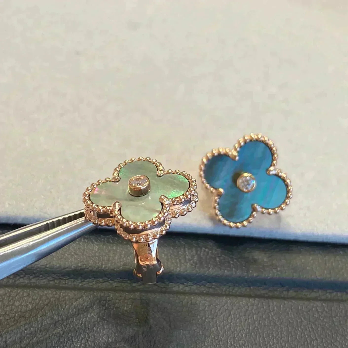 [LuckyStar]CLOVER MEDIUM 1 MOTIFS GRAU MOP DIAMANT OHRRINGE
