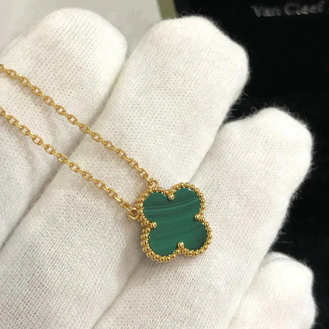 [LuckyStar]CLOVER 15MM MALACHIT EINZELNE BLUMENKETTE