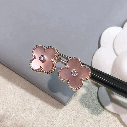 [LuckyStar]CLOVER MEDIUM 1 MOTIFS PINK MOP DIAMOND OHRRINGE