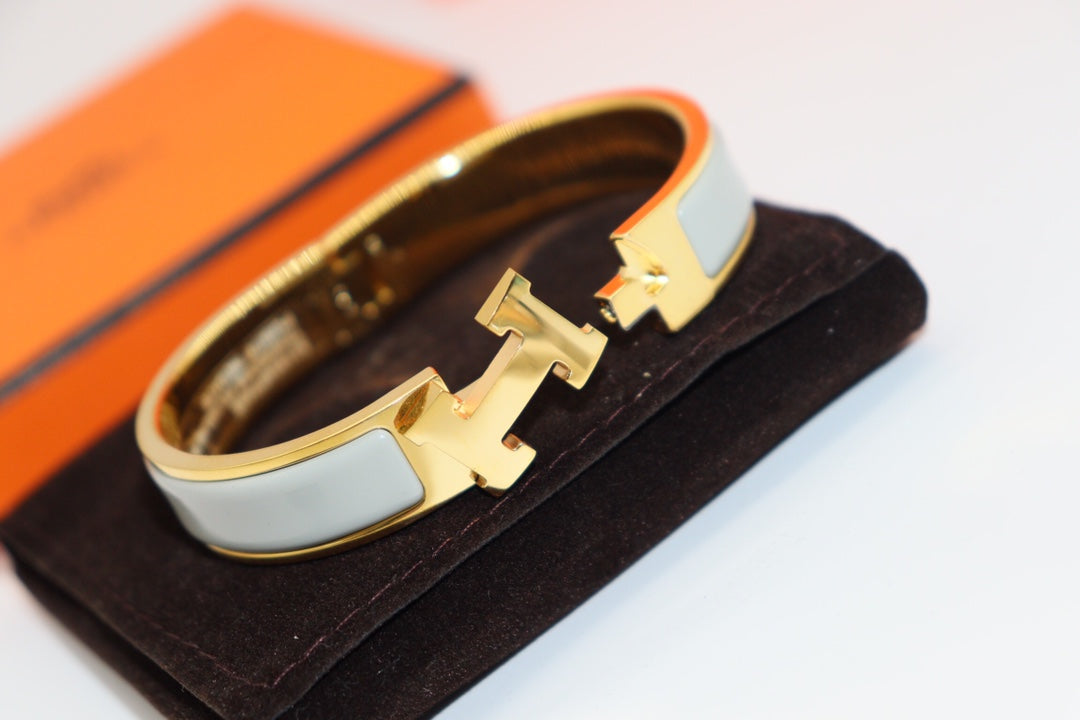 [LuckyStar]H HELLBLAUES ARMBAND