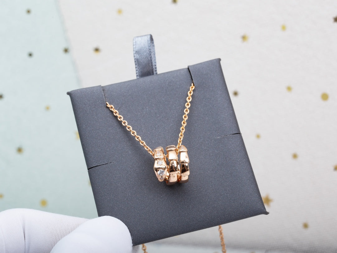 [LuckyStar]SERPENTI ROTGOLD-HALSKETTE MIT DIAMANT