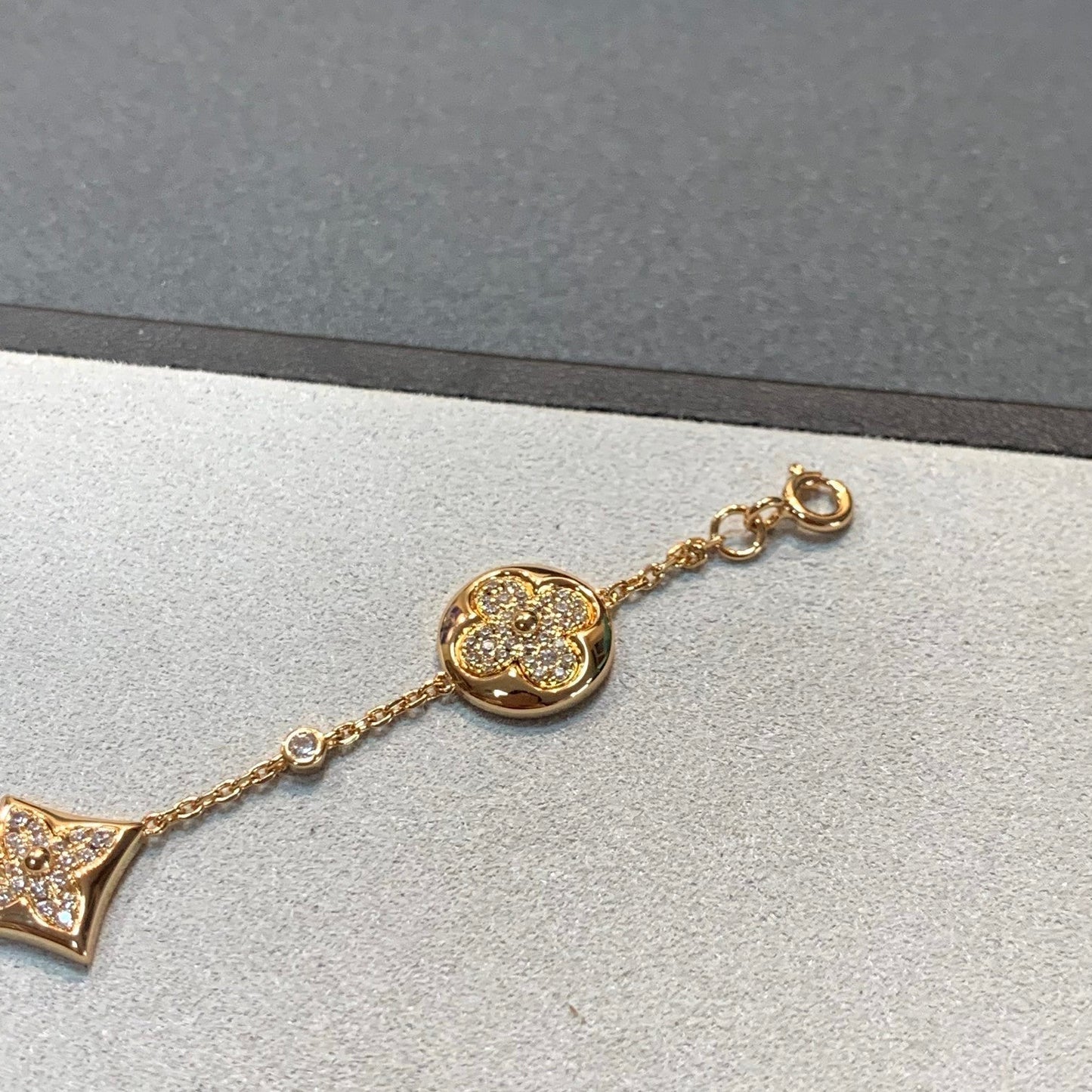 [LuckyStar]Stern und Sonne 4 Motive Gold Diamanten Armband
