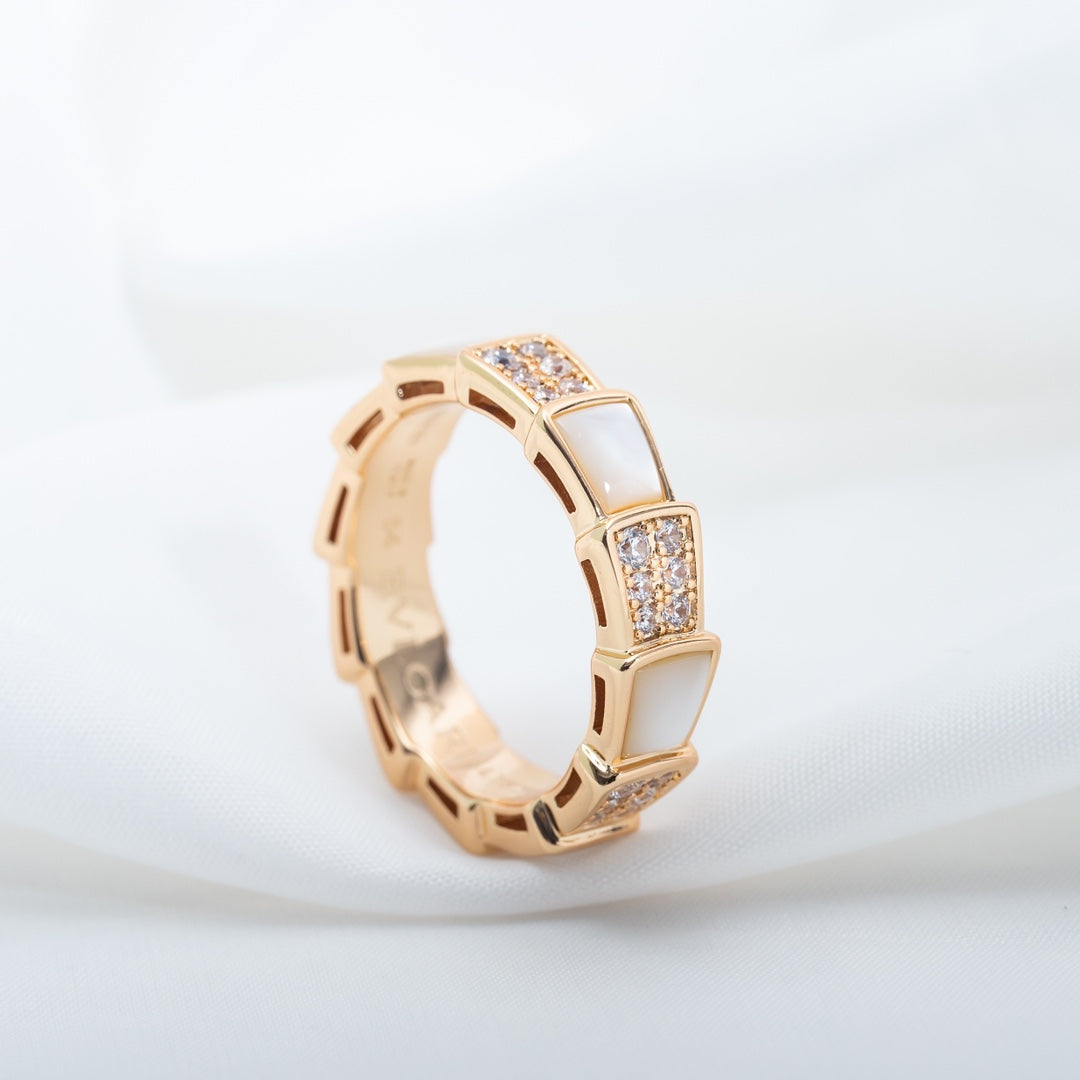 [LuckyStar]SERPENTI RING ROTGOLD MIT DIAMANTEN 4MM