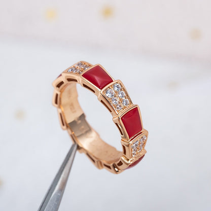[LuckyStar]SERPENTI RING ROTGOLD KARNEOL DIAMANT GEPAVIERT 4MM