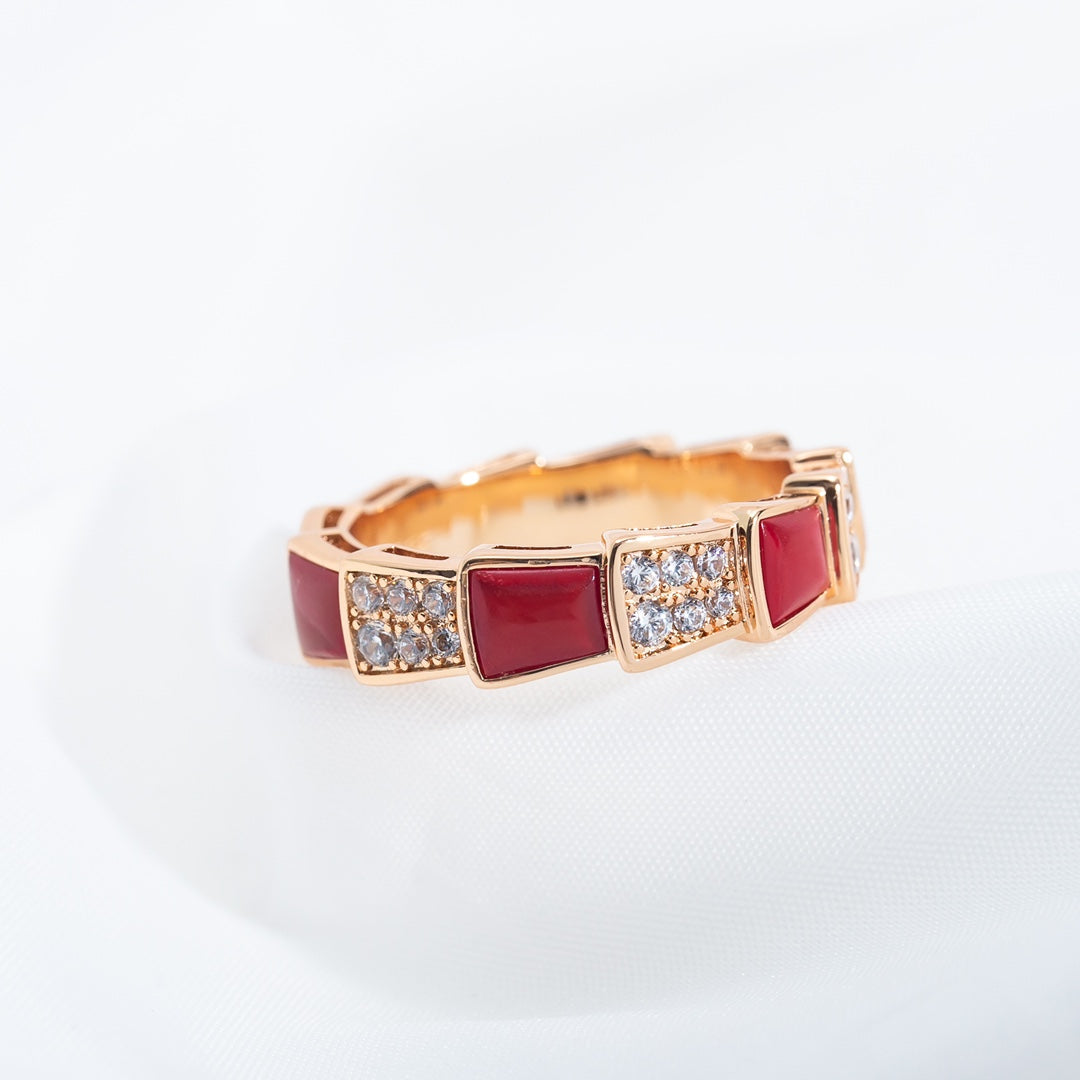 [LuckyStar]SERPENTI RING ROTGOLD KARNEOL DIAMANT GEPAVIERT 4MM
