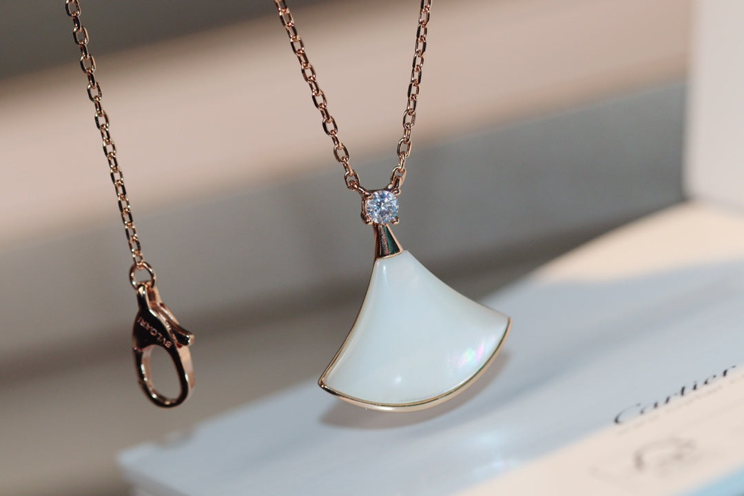 [LuckyStar]DREAM HALSKETTE WEISSES MOP ROSÉGOLD 1 DIAMANT