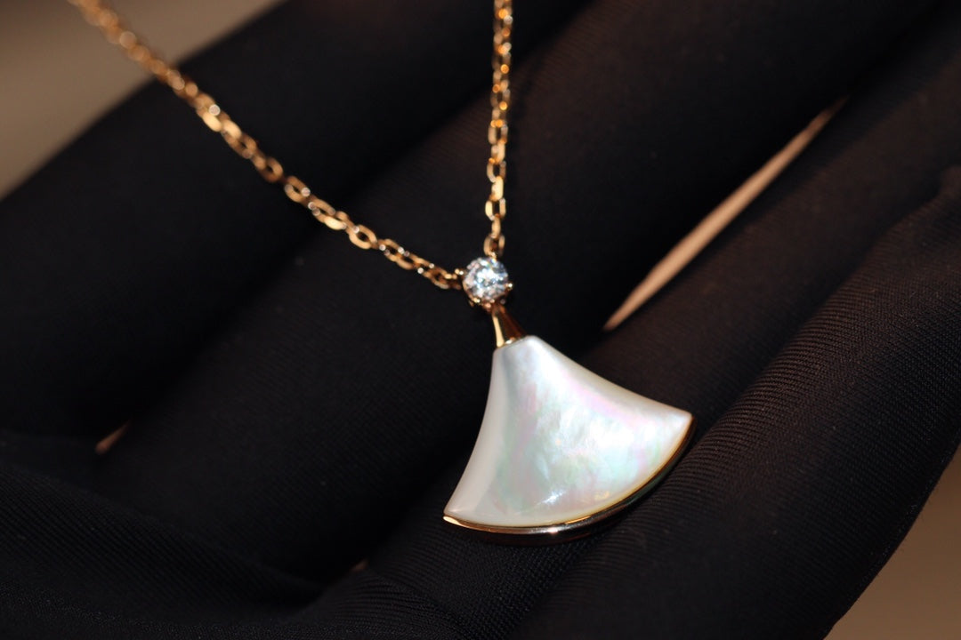[LuckyStar]DREAM HALSKETTE WEISSES MOP ROSÉGOLD 1 DIAMANT