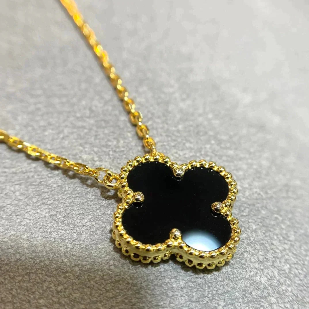 [LuckyStar]CLOVER 15MM SCHWARZER ONYX EINZELNE BLUMENHALSKETTE