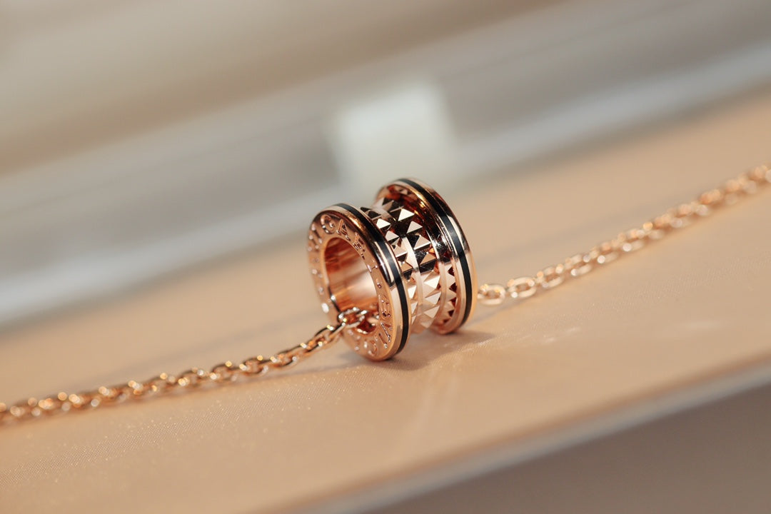 [LuckyStar]ZERO 1 ROCK ANHÄNGER ROSA GOLD SCHWARZ HALSKETTE