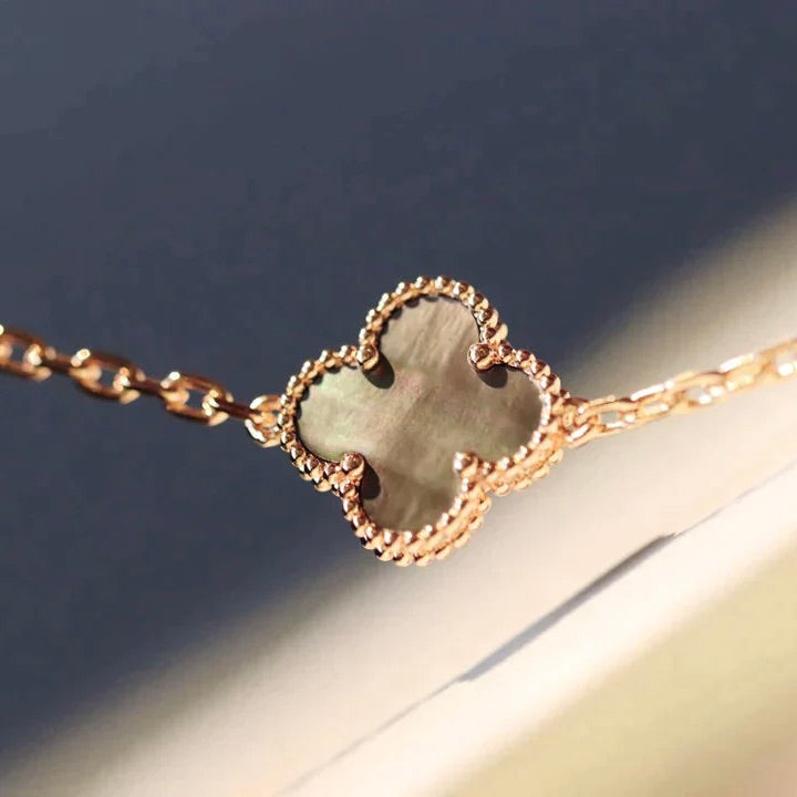 [LuckyStar]CLOVER 20 MOTIFS LASER DIAMOND NECKLACE
