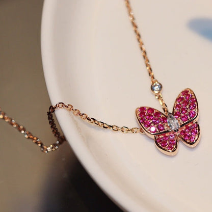 [LuckyStar]HALSKETTE MIT ROTEN DIAMANTEN UND SCHMETTERLINGEN AUS ROSÉGOLD
