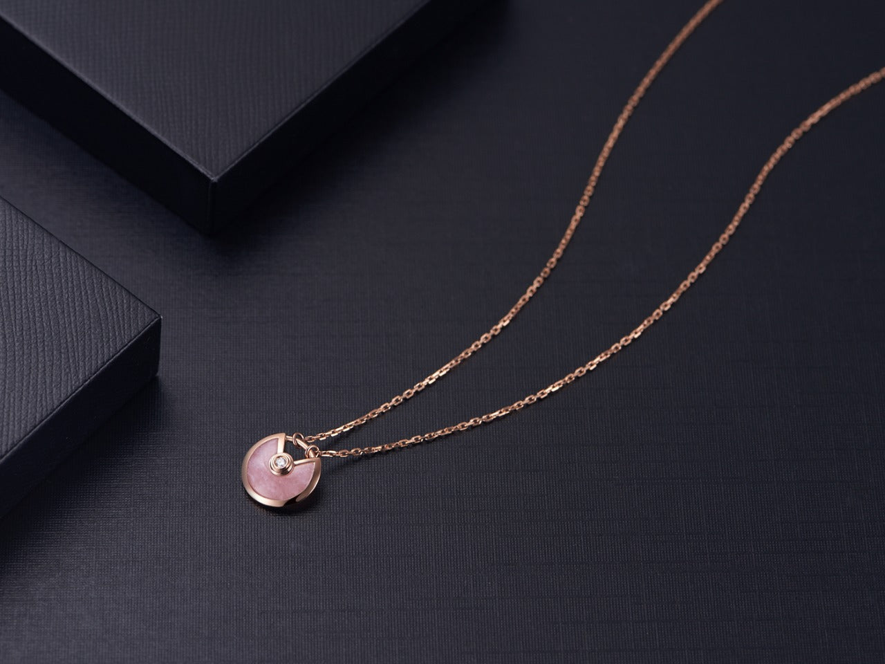 [LuckyStar]AMULETT ROSÉGOLD ROSA MOP HALSKETTE