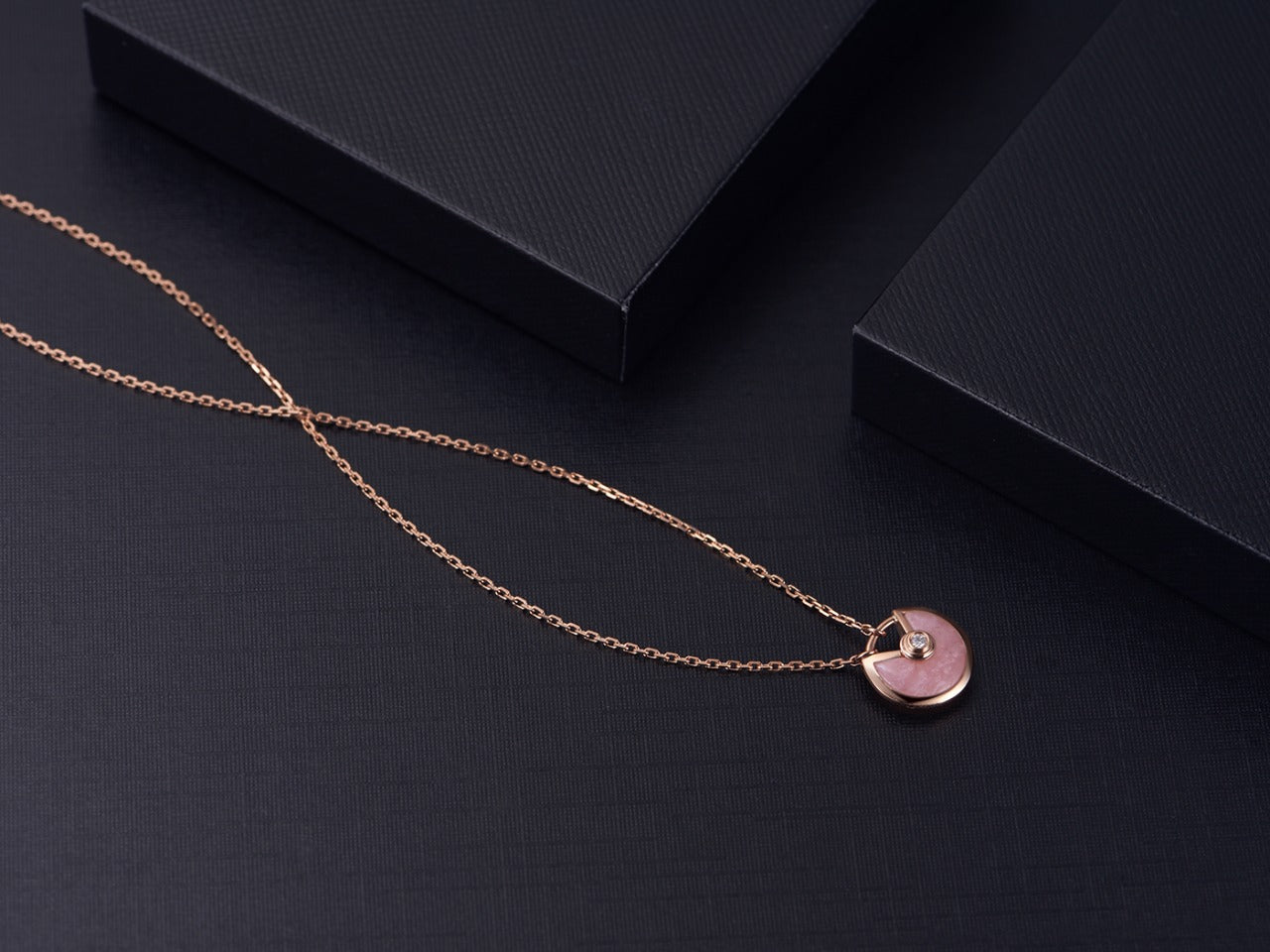 [LuckyStar]AMULETT ROSÉGOLD ROSA MOP HALSKETTE