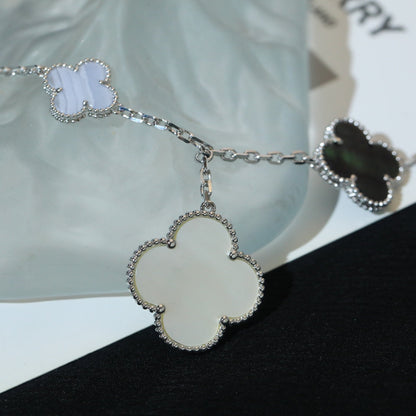[LuckyStar]KLEE-ARMBAND 5 MOTIVE MOP CHALCEDON SILBER 