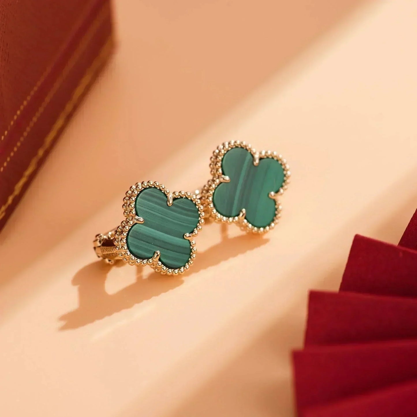 [LuckyStar]CLOVER MEDIUM 1 MOTIFS MALACHIT OHRRINGE