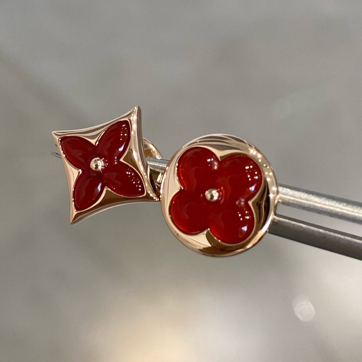 [LuckyStar]Ohrstecker mit Stern und Sonne, Roségold, Karneol
