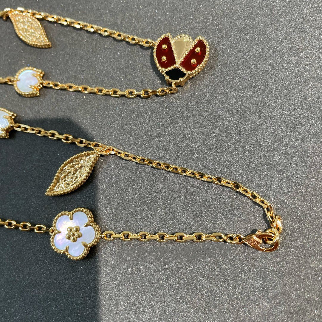 [LuckyStar]LUCKY SPRING 15 MOTIVE GOLD HALSKETTE