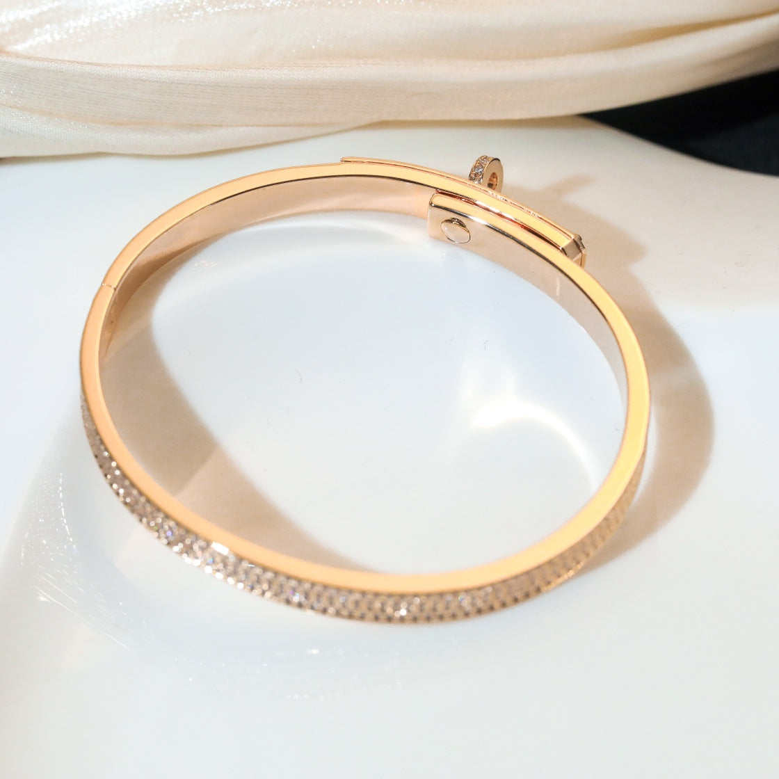 [LuckyStar]KELLY ARMBAND MIT DIAMANTEN 