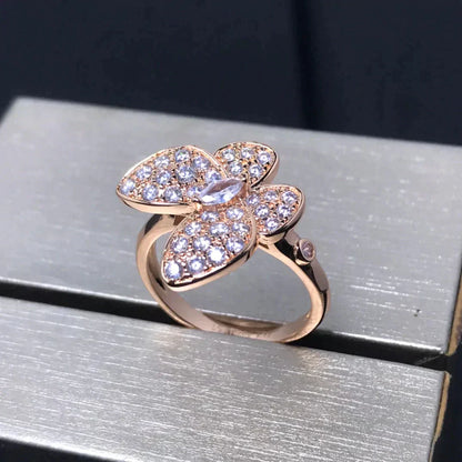[LuckyStar] SCHMETTERLINGSRING AUS ROTGOLD MIT DIAMANTEN