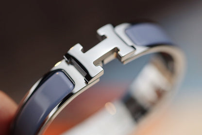 [LuckyStar]H ARMBAND 12MM BLAU GRAU