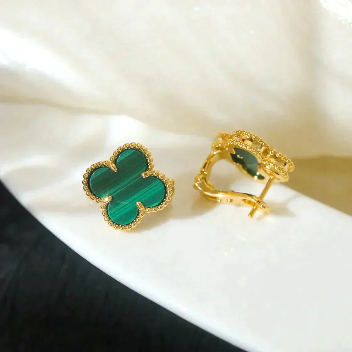 [LuckyStar]CLOVER MEDIUM 1 MOTIFS MALACHIT OHRRINGE