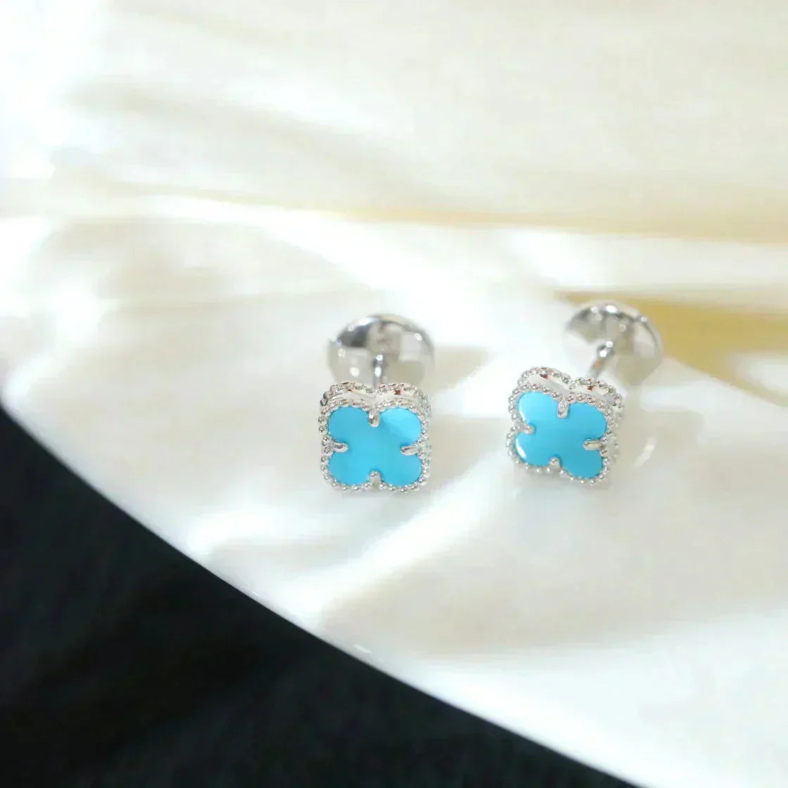 [LuckyStar]CLOVER MINI 9,5MM ONYX OHRSTECKER SILBER