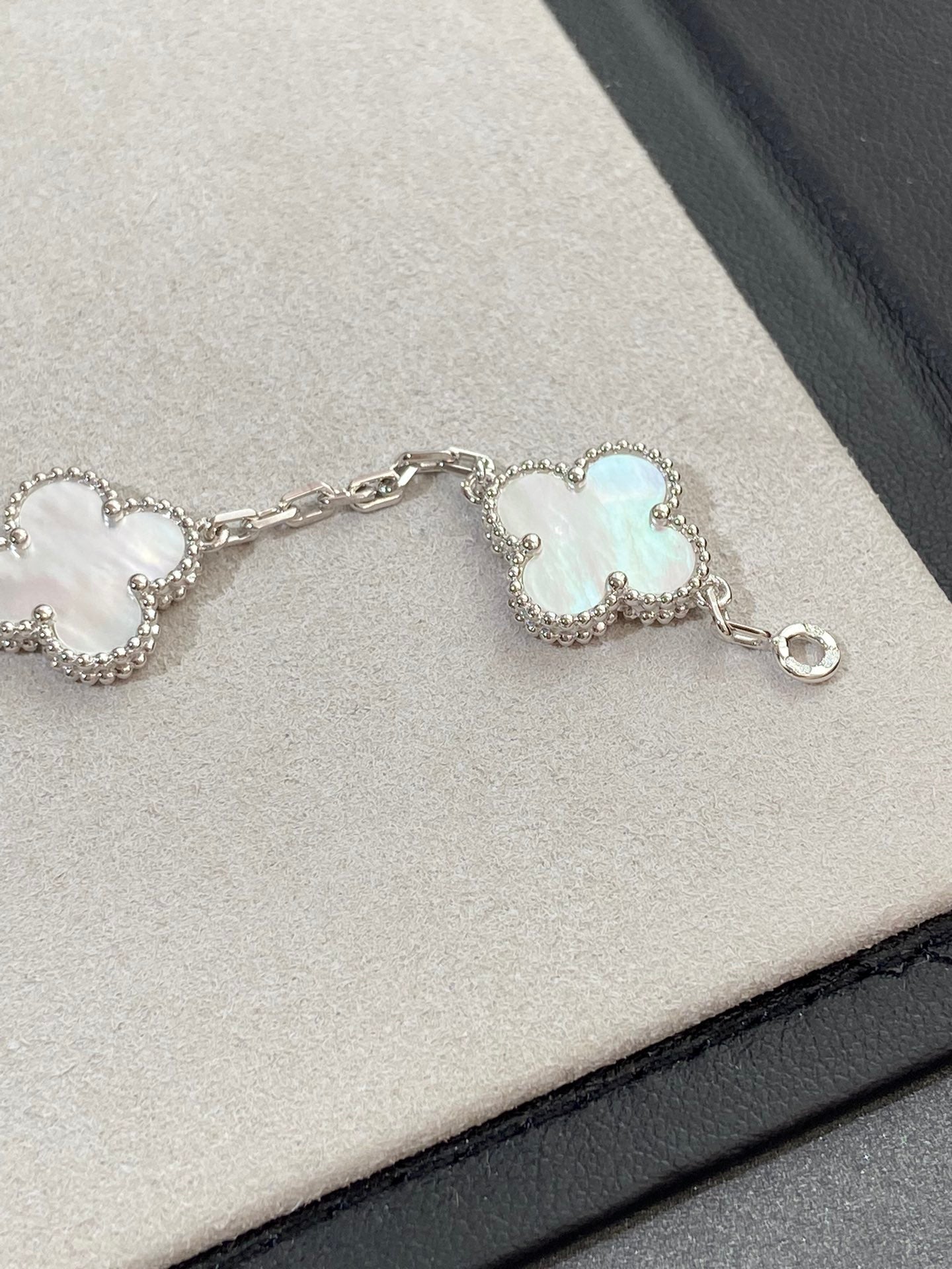 [LuckyStar]CLOVER SILBER MOP 5 MOTIV ARMBAND 