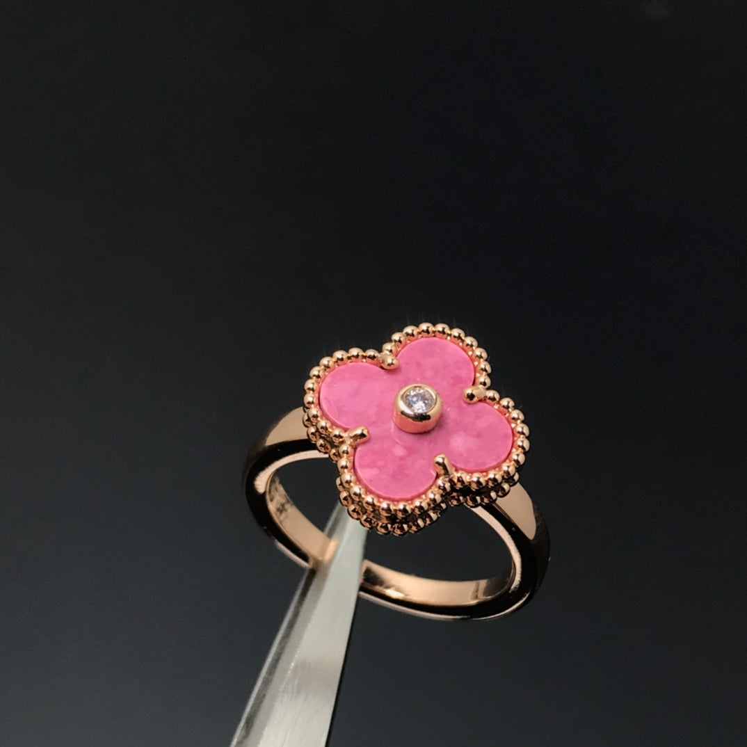 [LuckyStar] KLEEBLATT-RHODONIT-RING AUS ROSÉGOLD