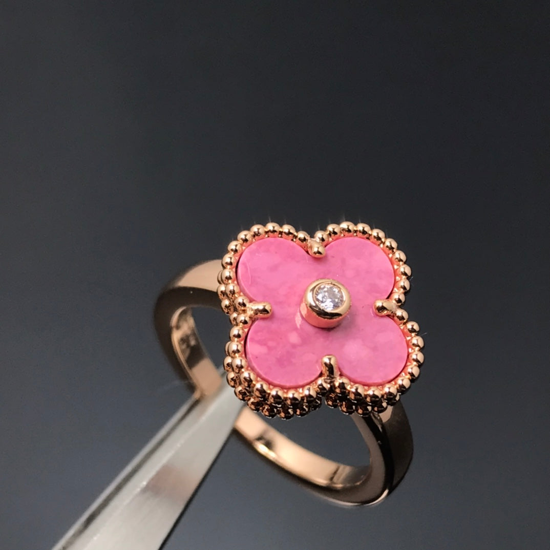 [LuckyStar] KLEEBLATT-RHODONIT-RING AUS ROSÉGOLD