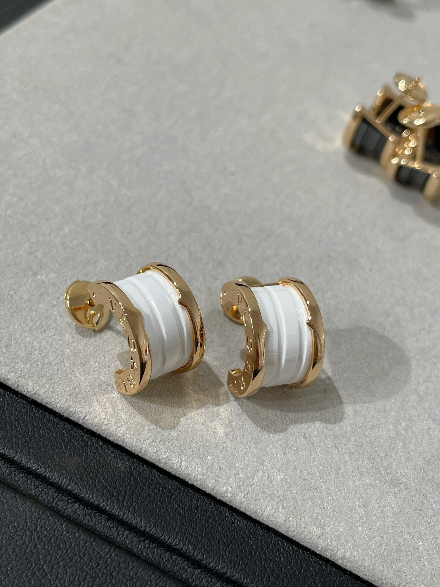 [LuckyStar]ZERO 1 ROSA GOLD KERAMIK OHRRINGE