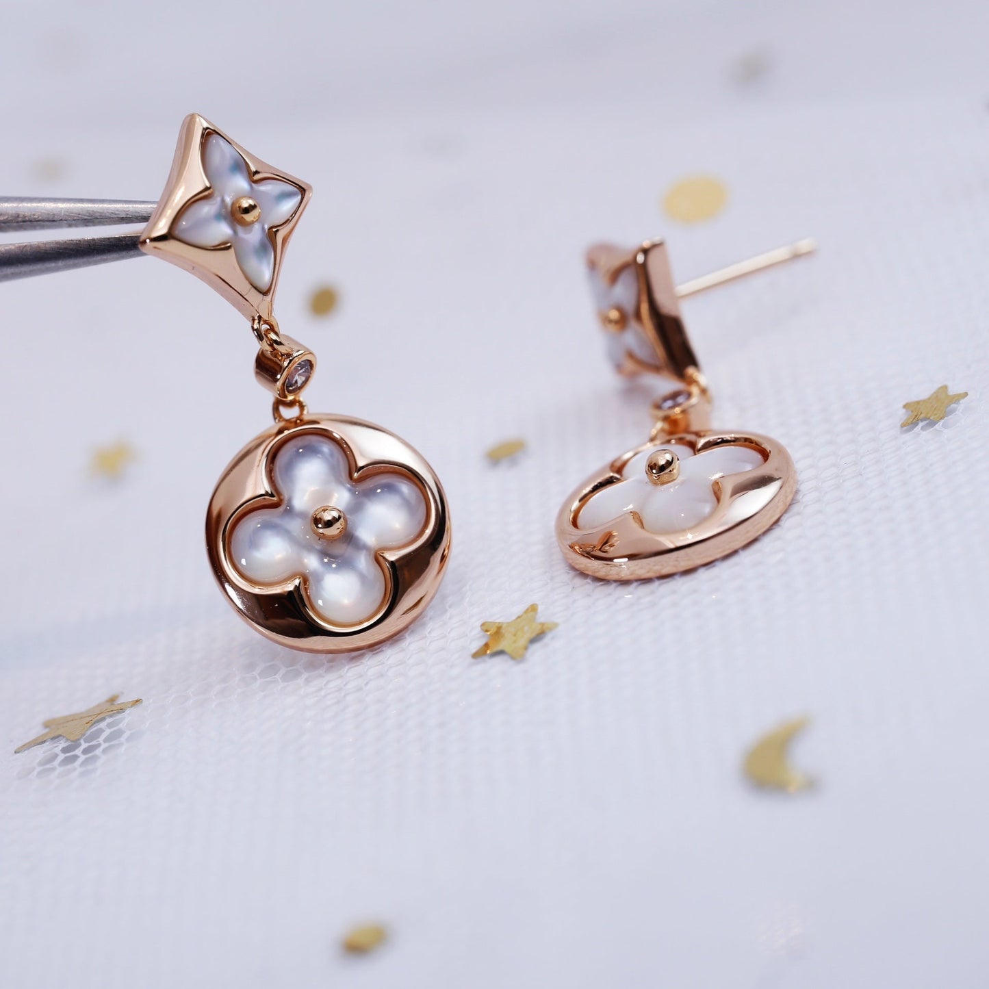 [LuckyStar]Ohrringe mit Stern und Sonne in Roségold