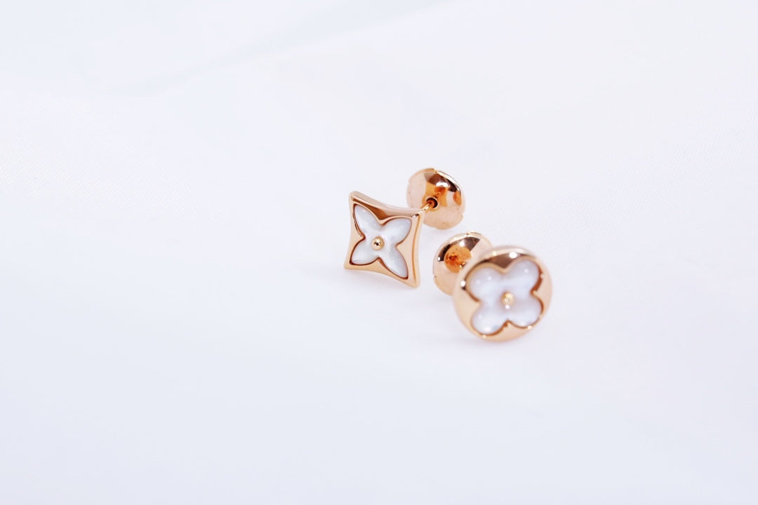 [LuckyStar]Ohrstecker mit Stern und Sonne, Roségold, Perlmutt