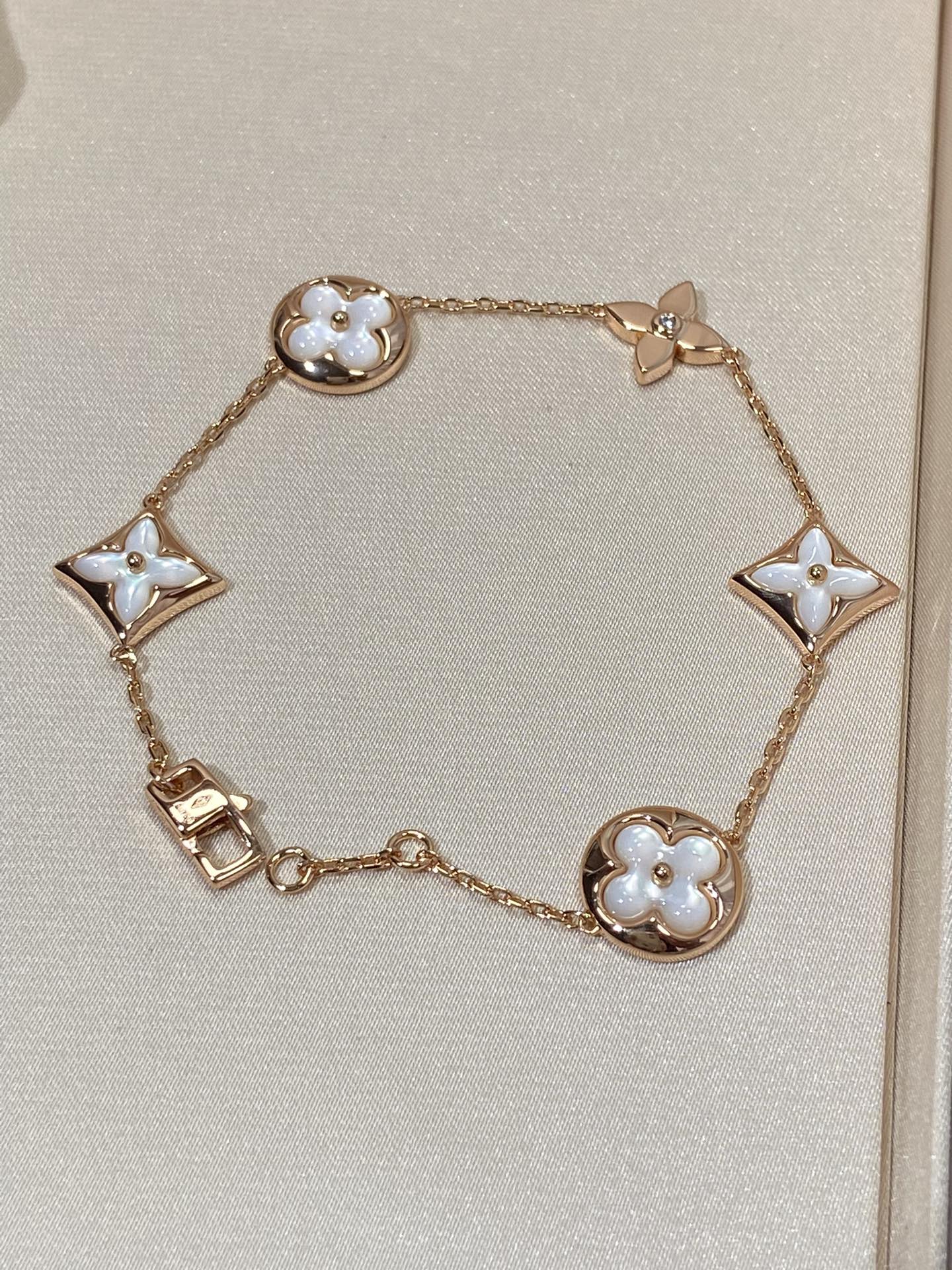 [LuckyStar]Armband mit Stern- und Sonnenmotiv, 5 Mops, Roségold