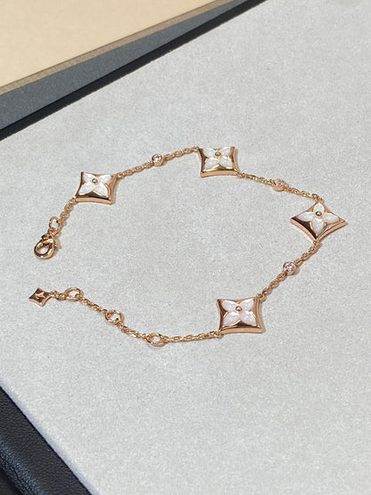 [LuckyStar]Armband aus Roségold mit Sternmotiv und 4 Perlmuttdiamanten