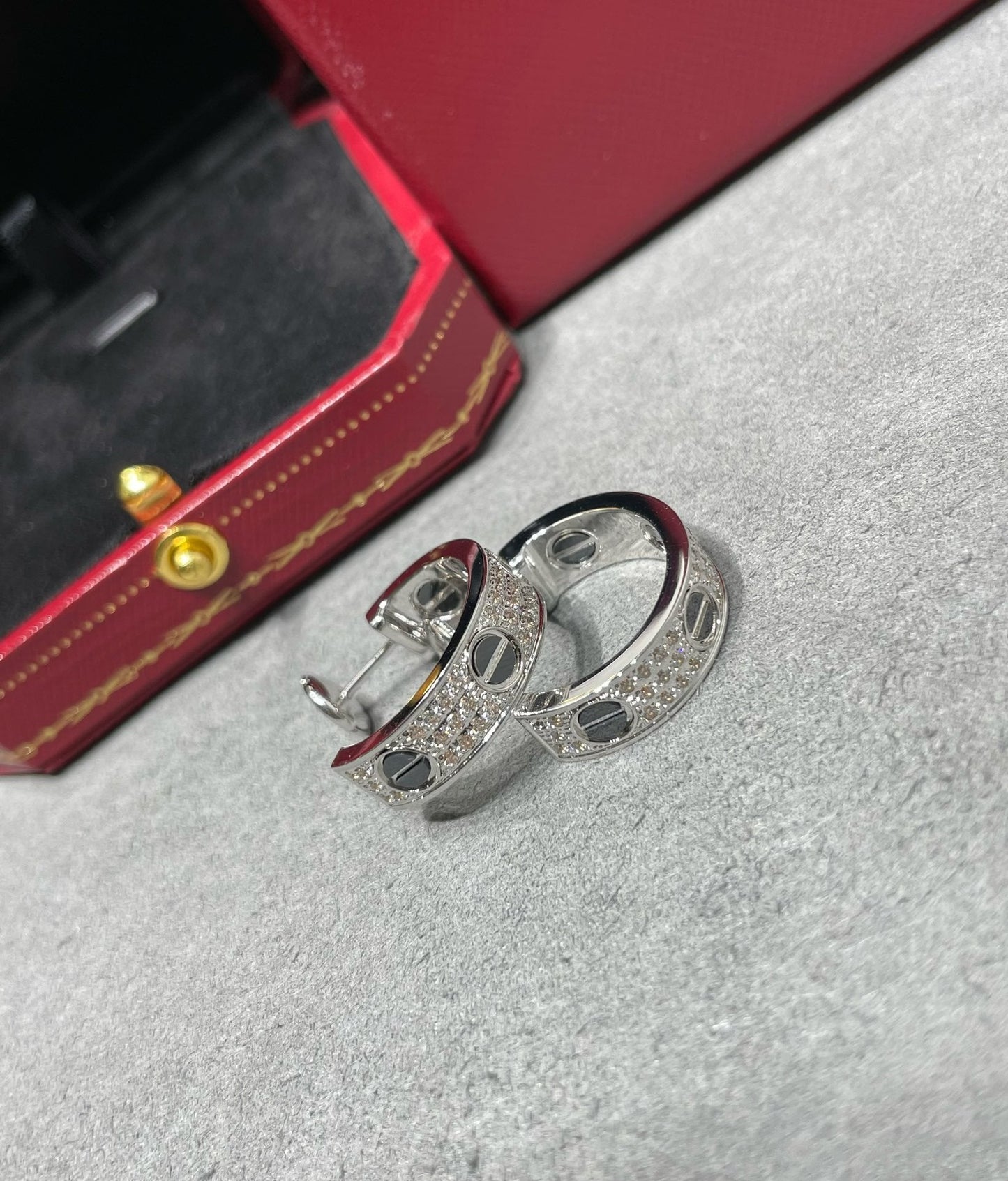 [LuckyStar] Liebes-Keramik-Ohrringe mit Diamanten