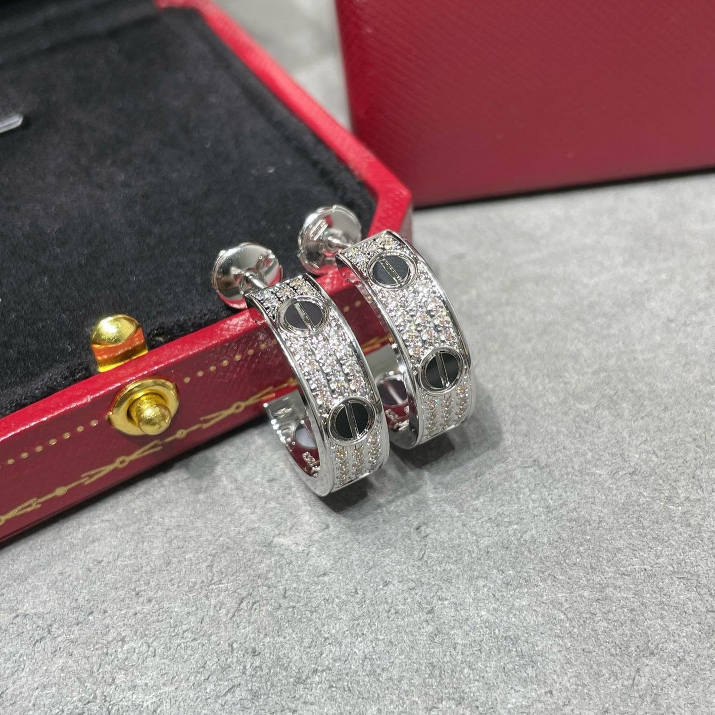 [LuckyStar] Liebes-Keramik-Ohrringe mit Diamanten