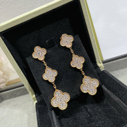 [LuckyStar] KLEEBLATT 3 MOTIVE DIAMANT-BEFESTIGTE OHRRINGE AUS ROSÉGOLD
