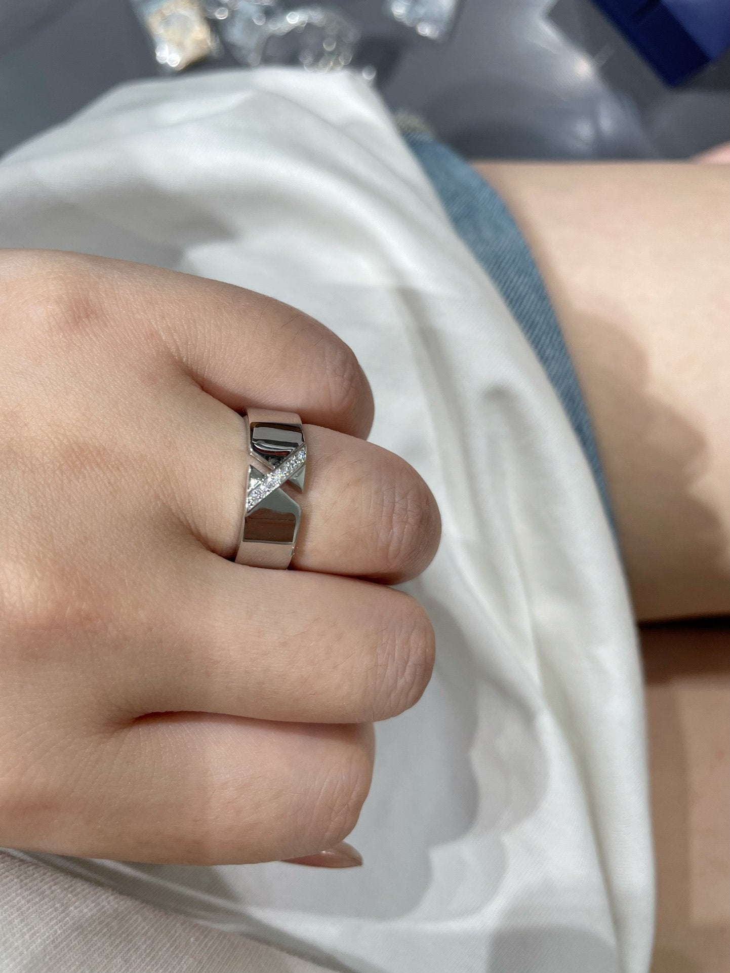 [LuckyStar]LIENS EVIDENCE DIAMOND RING