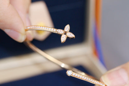 [LuckyStar]IDYLLE ROTGOLD OFFENES ARMBAND MIT DIAMANTEN