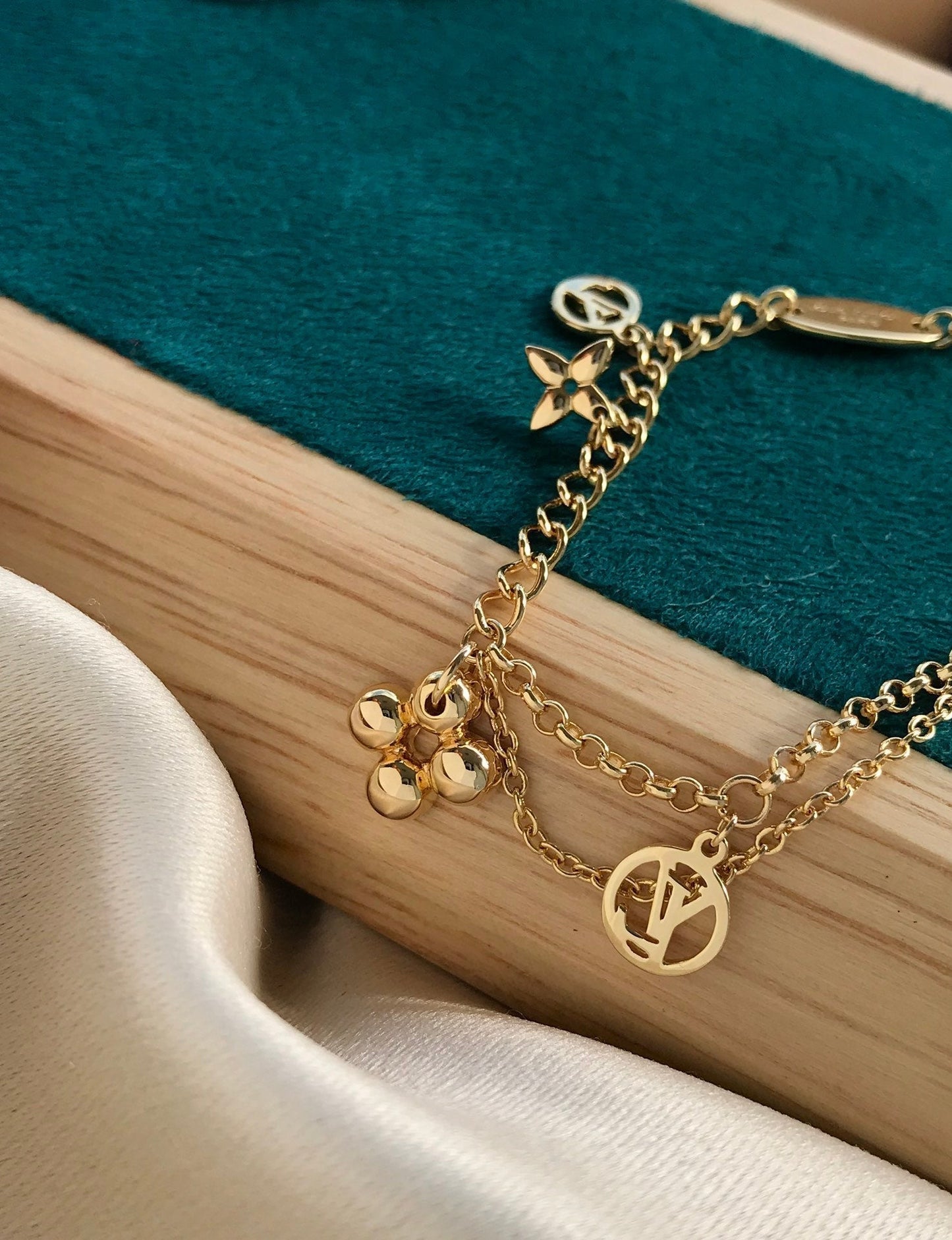 [LuckyStar] BLÜHENDES ROSA GOLD-MOP-ARMBAND