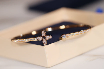 [LuckyStar]IDYLLE GOLD OFFENES ARMBAND MIT DIAMANTEN