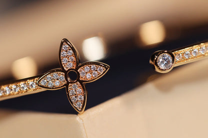 [LuckyStar]IDYLLE GOLD OFFENES ARMBAND MIT DIAMANTEN