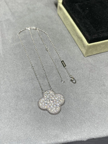 [LuckyStar]CLOVER 25MM GROSSER ANHÄNGER MIT DIAMANTEN