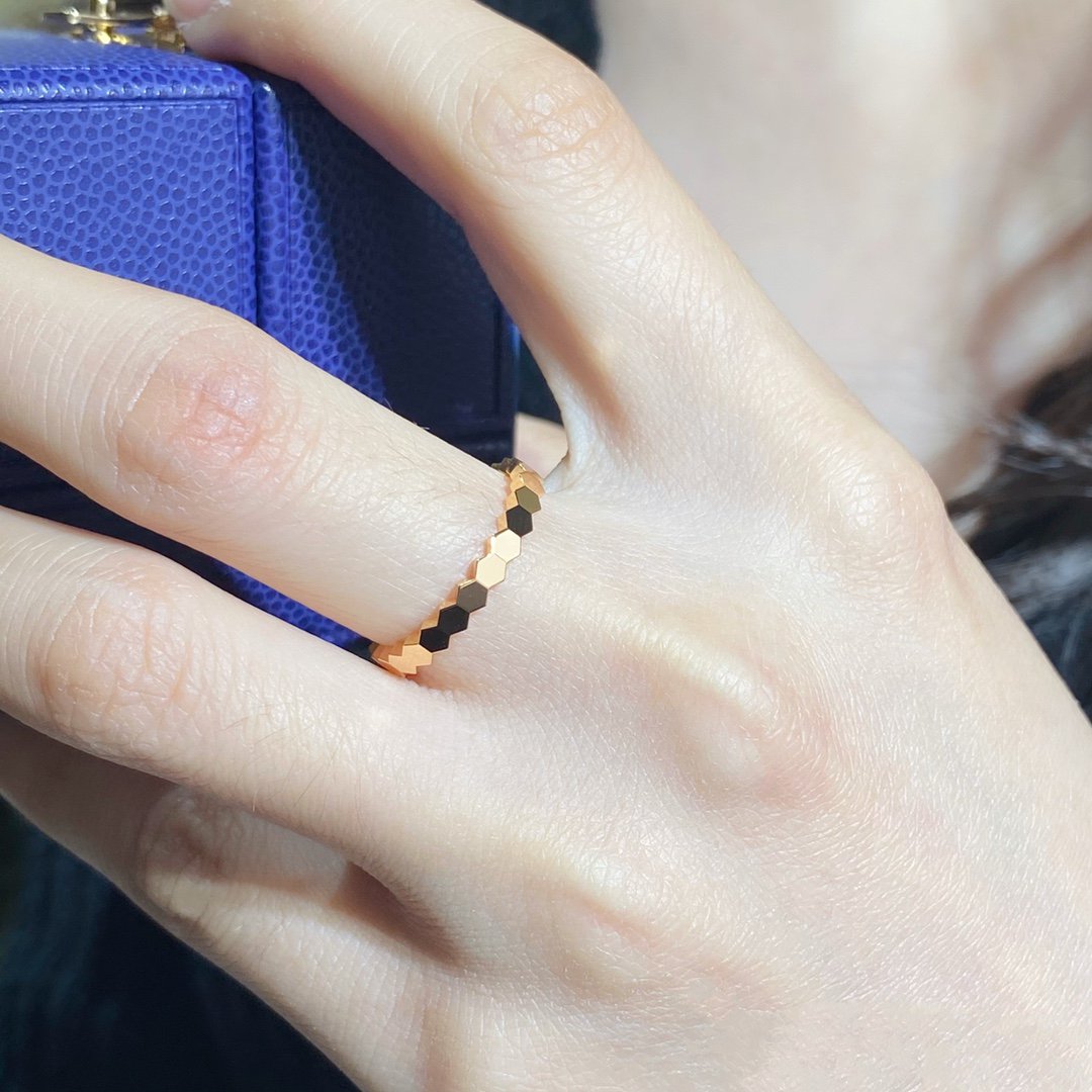 [LuckyStar] KLEINER RING MIT BIENENLIEBE