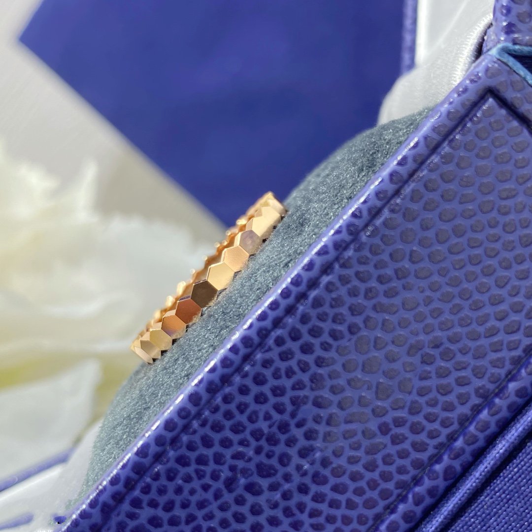 [LuckyStar] KLEINER RING MIT BIENENLIEBE