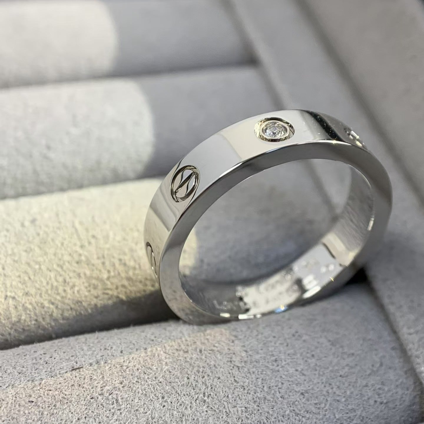 [LuckyStar]Liebesring 4mm 1 Diamant Silber