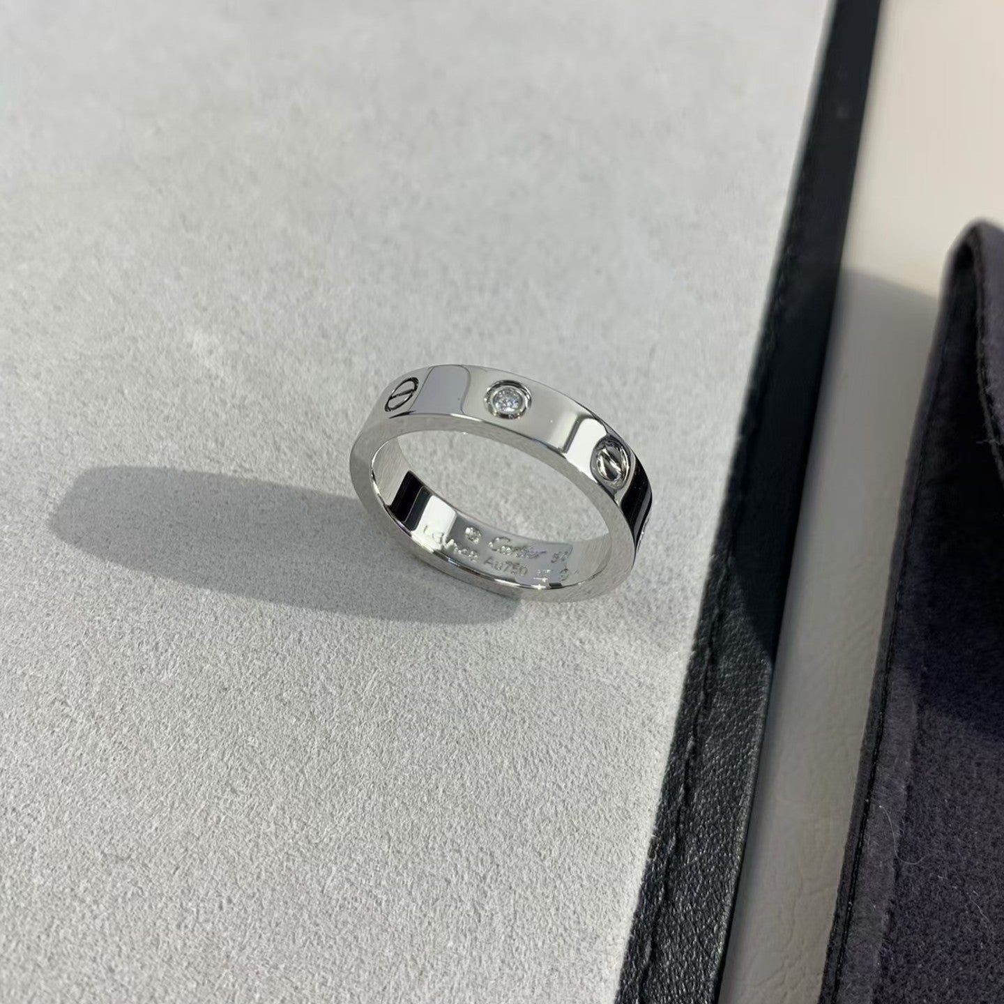 [LuckyStar]Liebesring 4mm 1 Diamant Silber