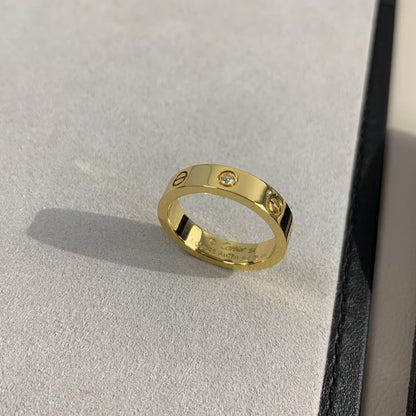 [LuckyStar]Liebesring 4mm 1 Diamant Gold