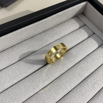 [LuckyStar]Liebesring 4mm 1 Diamant Gold